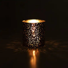 Limited Edition: š
š¼ Santa Claus Lane, 10 oz Gold Twilight Holiday Candle