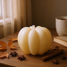 Limited Edition: 🤍 White Pumpkin Soy Pillar Candle