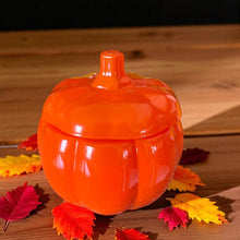 Limited Edition: 🎃 Luxe Classic Pumpkin, Double Wicked, 14 oz.